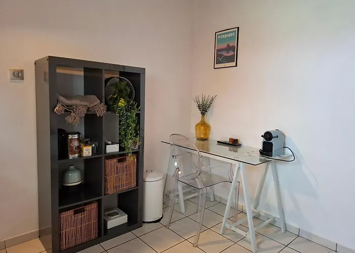 Cosy Et Salle D'eau Dans Maison Arlac *